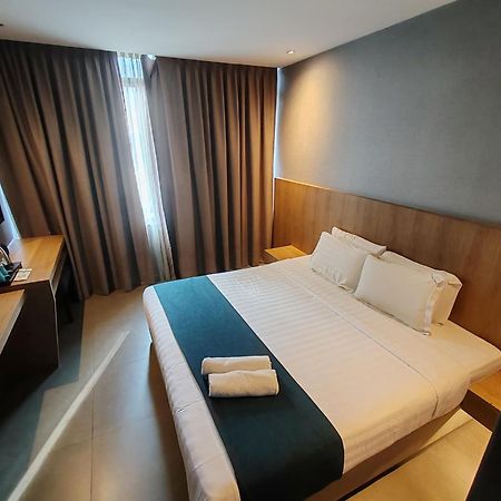 Orange Business Hotel Petaling Jaya Bagian luar foto