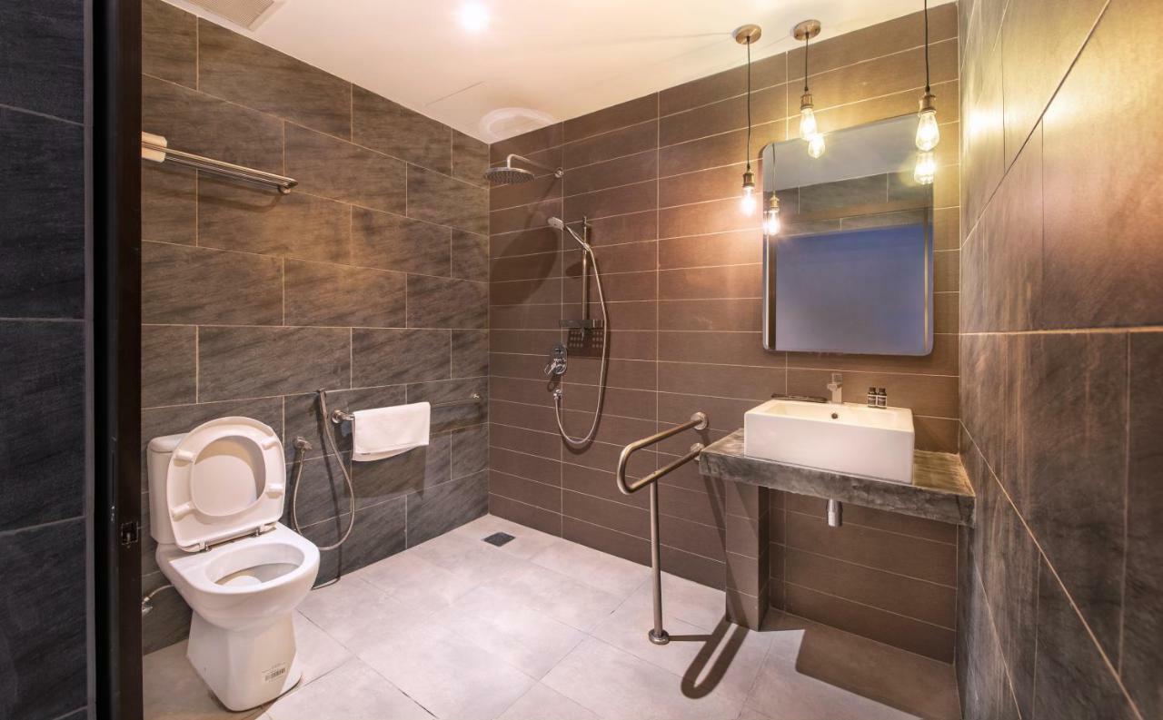 Orange Business Hotel Petaling Jaya Bagian luar foto